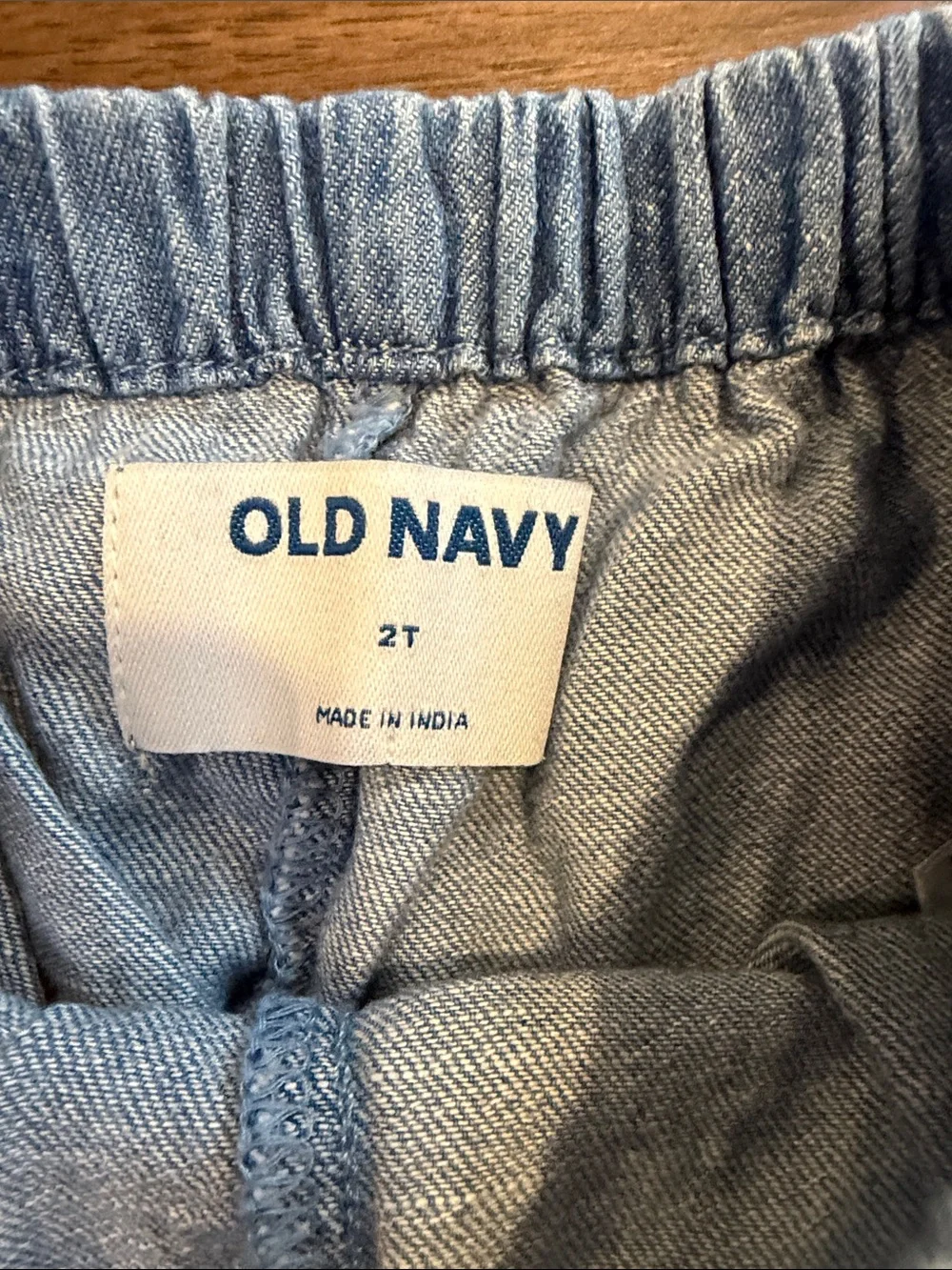 Old Navy Light Blue Denim Two-Piece Toddler Set Size 2T - C8-124